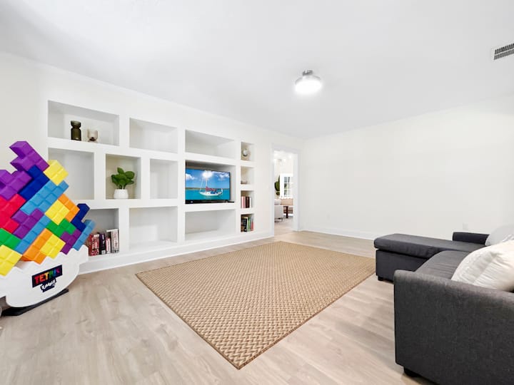 Bonus soba s kaučem na razvlačenje