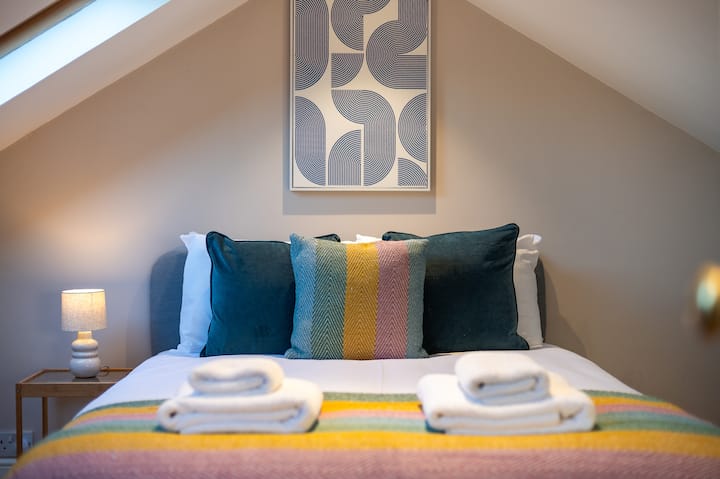 Rectory Grove, Clapham · VESTO | Дуплекс стан со три спални соби во Клафам