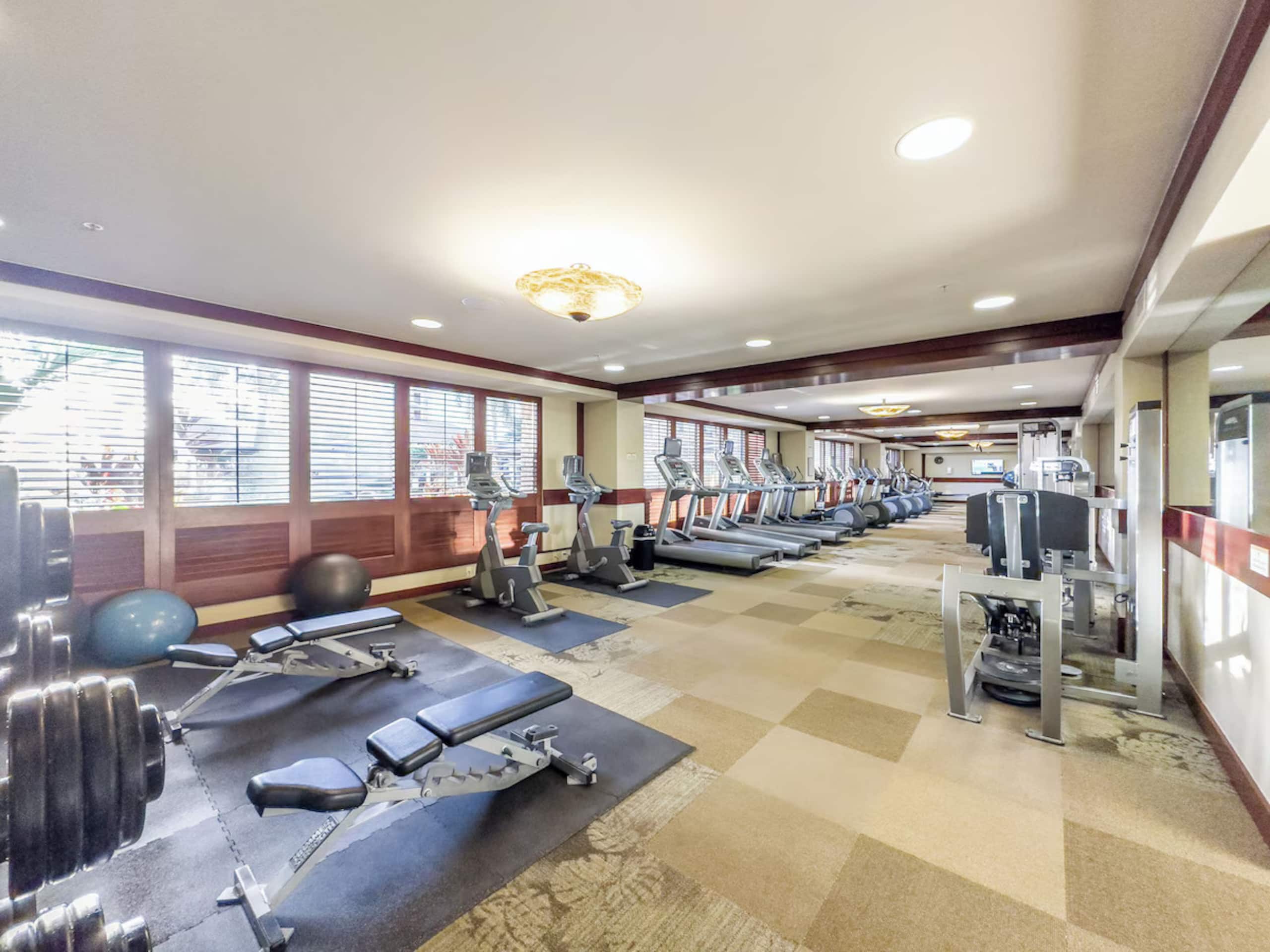 Huge 3/3 Oceanfront Penthouse - Image 37