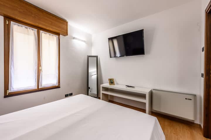 Emilia Studios 6 - Modena