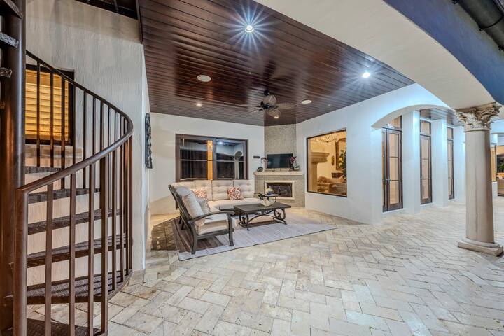 Fort Lauderdale Waterfront Luxurious Italian Villa gallery image 5