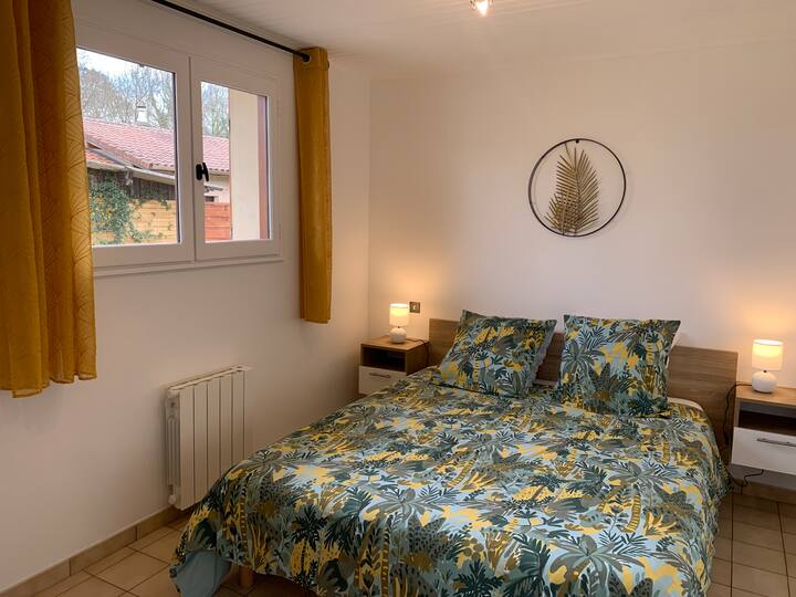 Kitanda cha sentimita 160