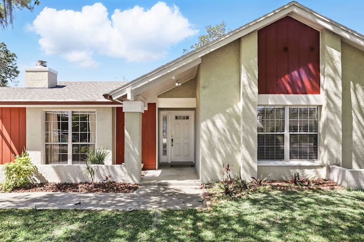One Story, Cozy Home Near Ucf - Oviedo, FL