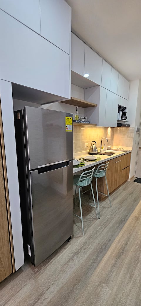 Top Airbnb: Cozy Luxury Loft with beautiful sunset in Barrios Unidos