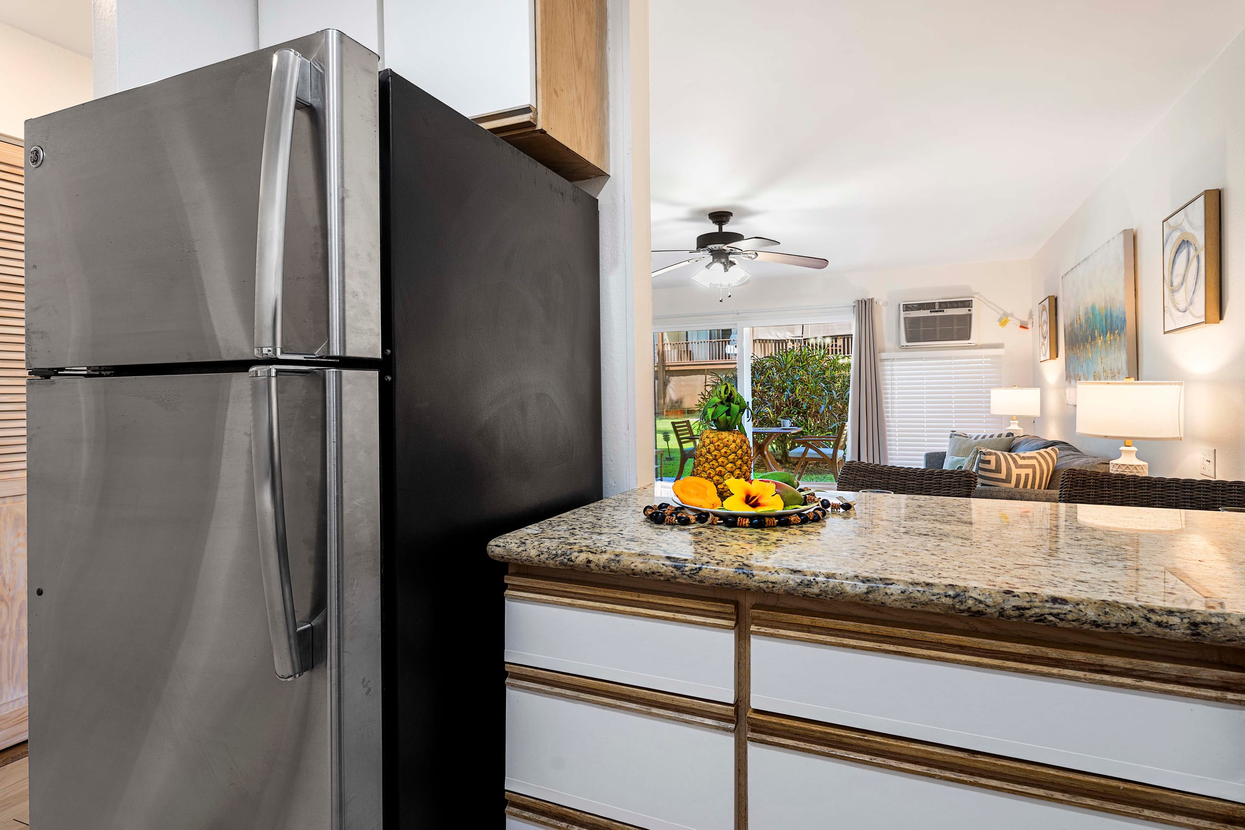 Coastal Elegance Kona Isle. Level Entry. Wi-Fi. - Image 11