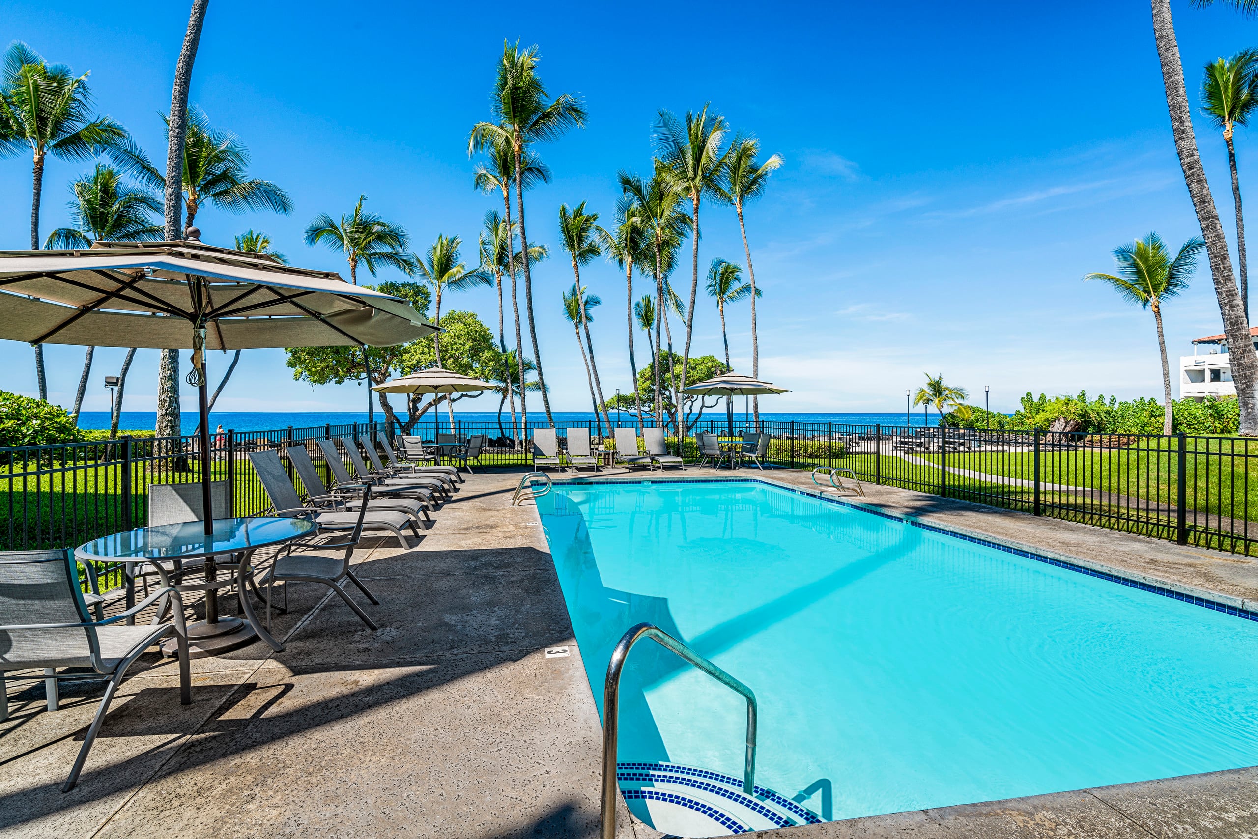 Coastal Elegance Kona Isle. Level Entry. Wi-Fi. - Image 24