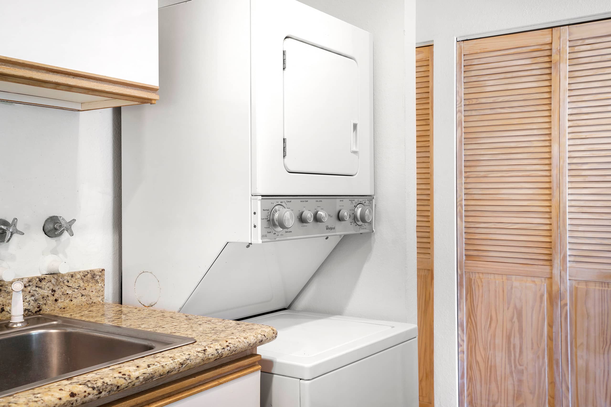Coastal Elegance Kona Isle. Level Entry. Wi-Fi. - Image 15