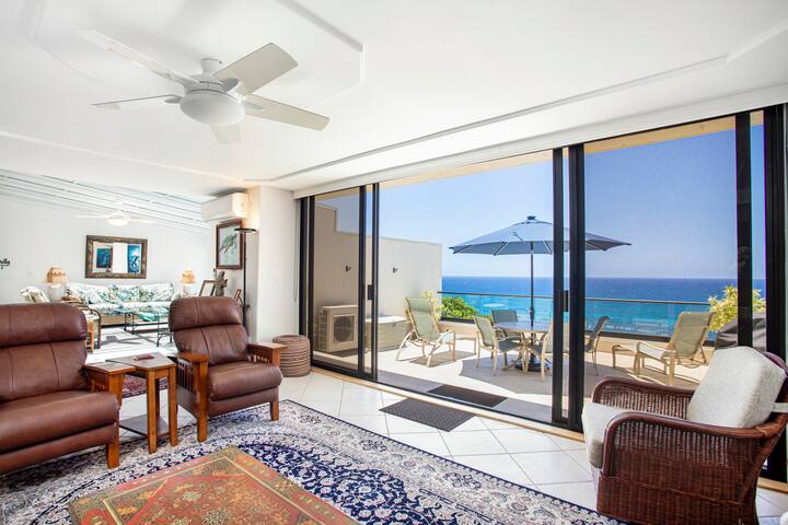 Unparalleled Oceanfront Luxury at Pu’u Po’a Condo gallery image 2