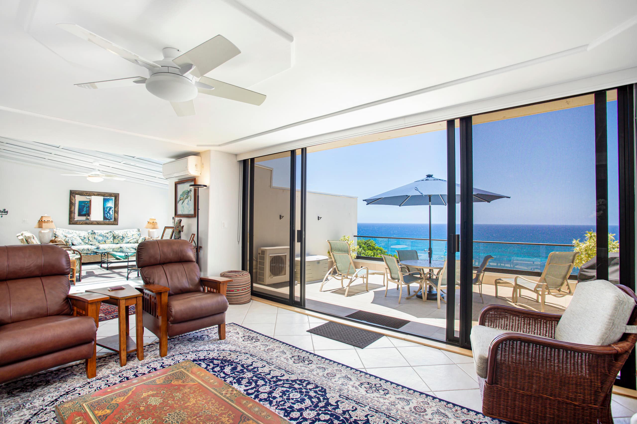 Luxury Oceanfront Condo includes 1 Hotel Amenities - Image 11