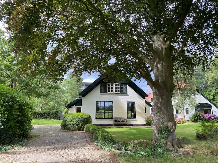 Private farm with garden - De Leemgaard Accommodation