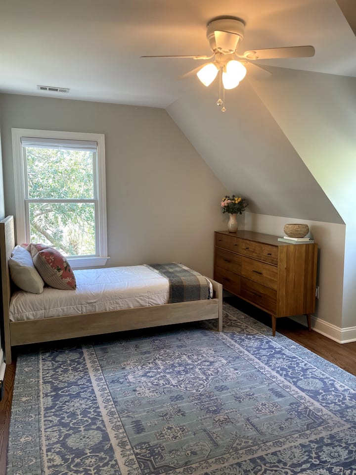 საძინებელი 3