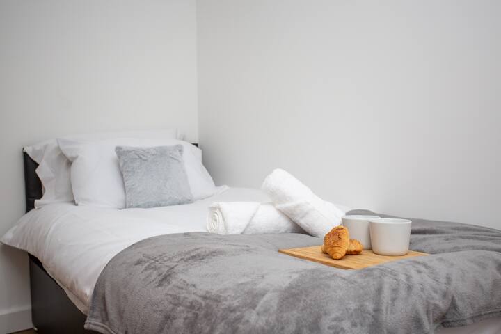 საძინებელი 2