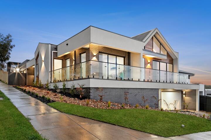 Modern House with Elegant View