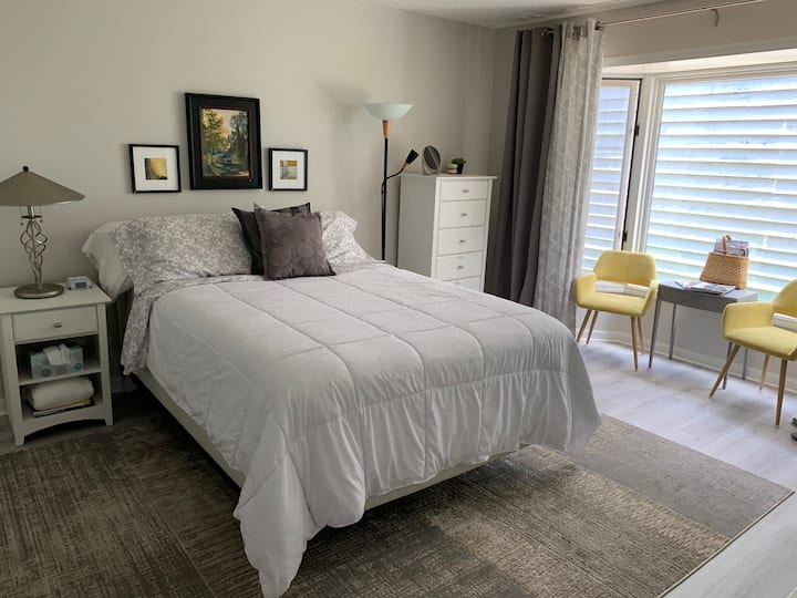 Chumba cha kulala cha mbele kilicho karibu na jiko