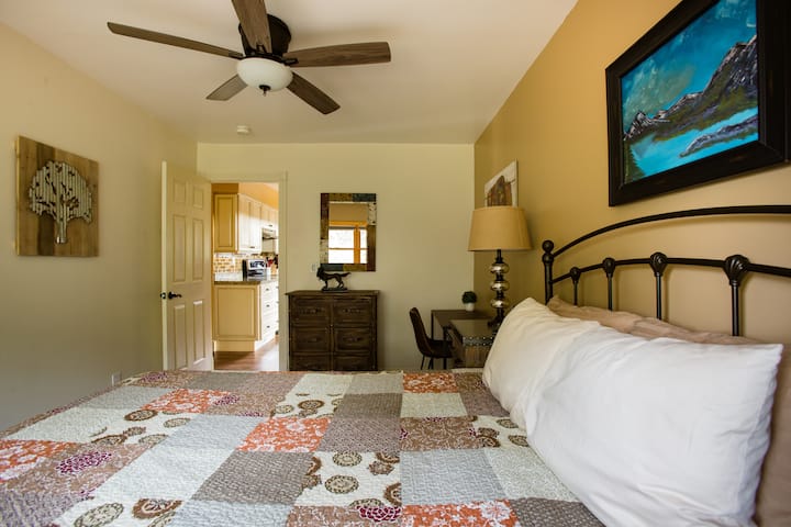 Bračni krevet (širok 150 - 179 cm)