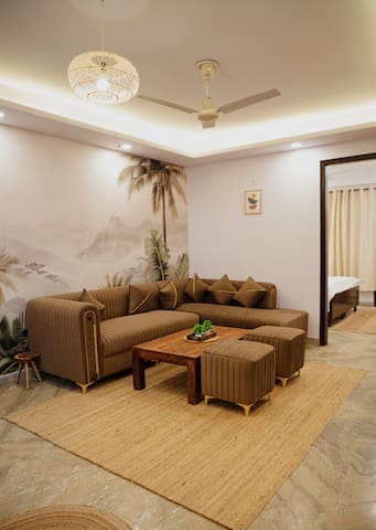 Chhatarpur’s Cozy 3BHK Getaway