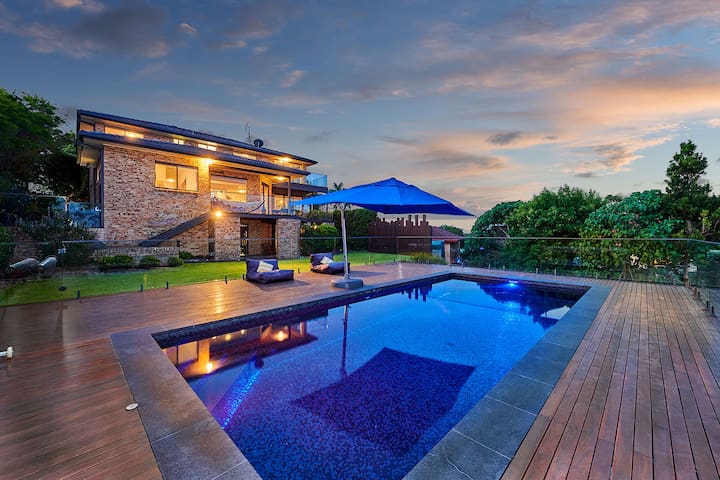 Coastal Retreat with stunning Ocean Views w/Pool