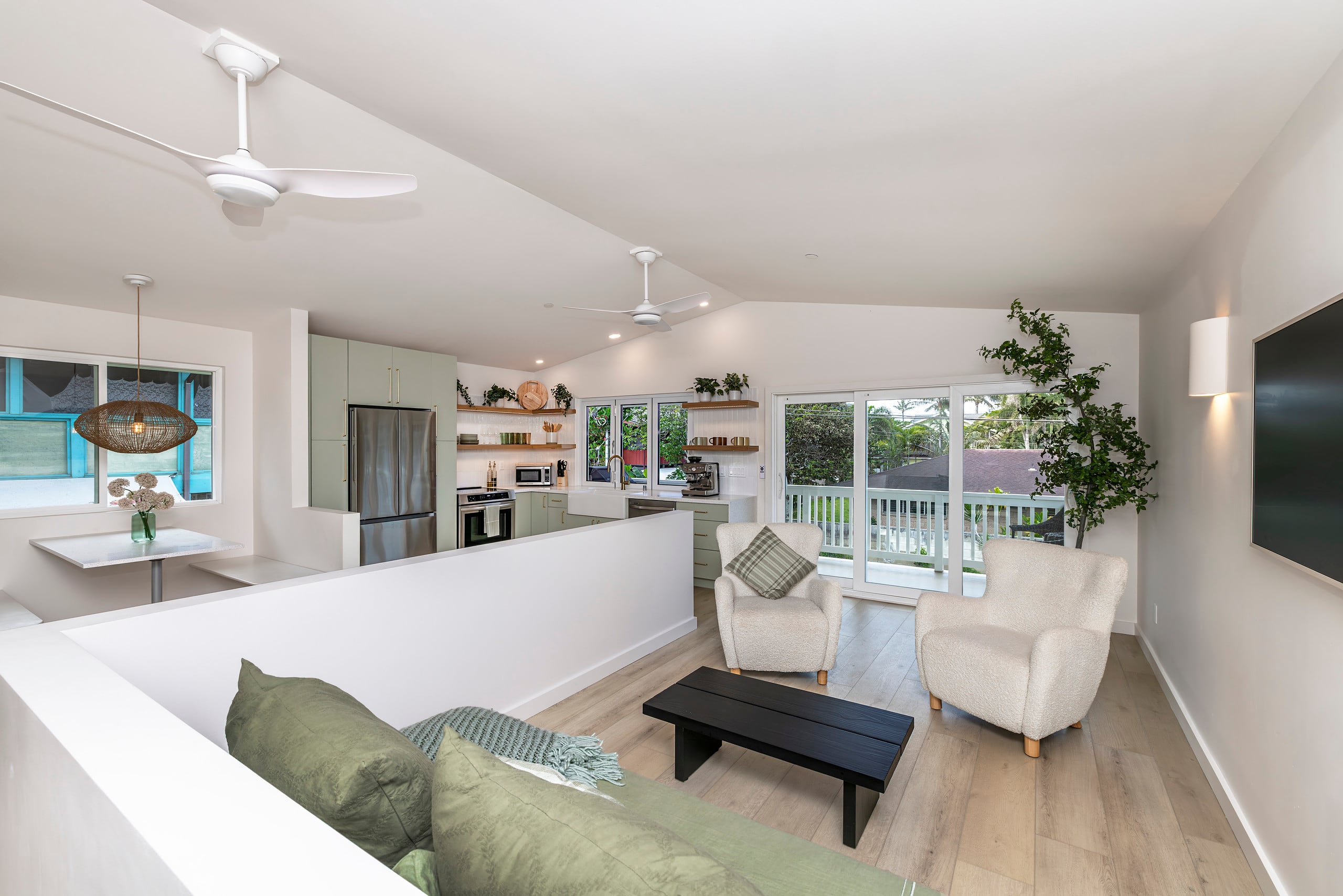 Rocky Point Beach Cottage - Photo 4