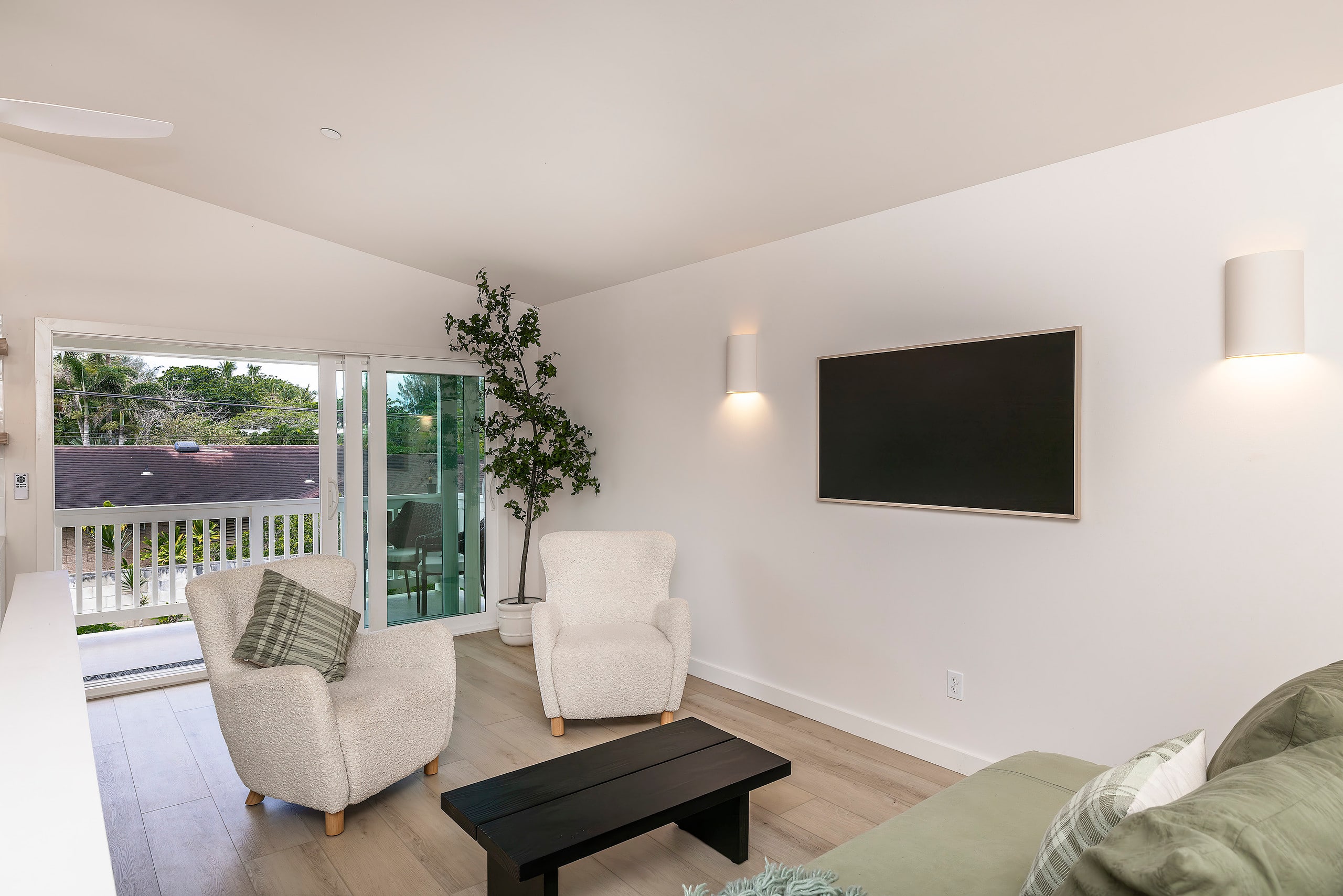 Rocky Point Beach Cottage - Photo 2