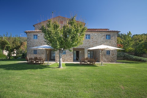 Airbnb con migliori performance: Farmhouse apartment a Loro Ciuffenna
