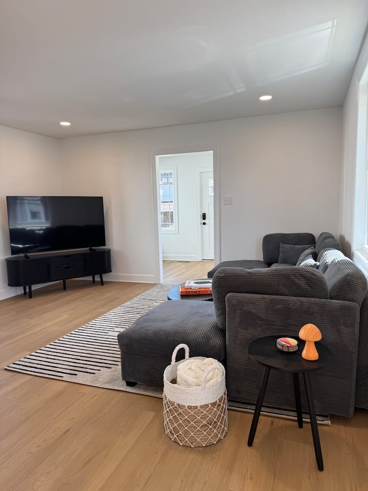 Charming New Main Line 4bdr Home - Conshohocken, PA