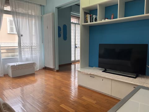 Bright apartment in the center with terrace