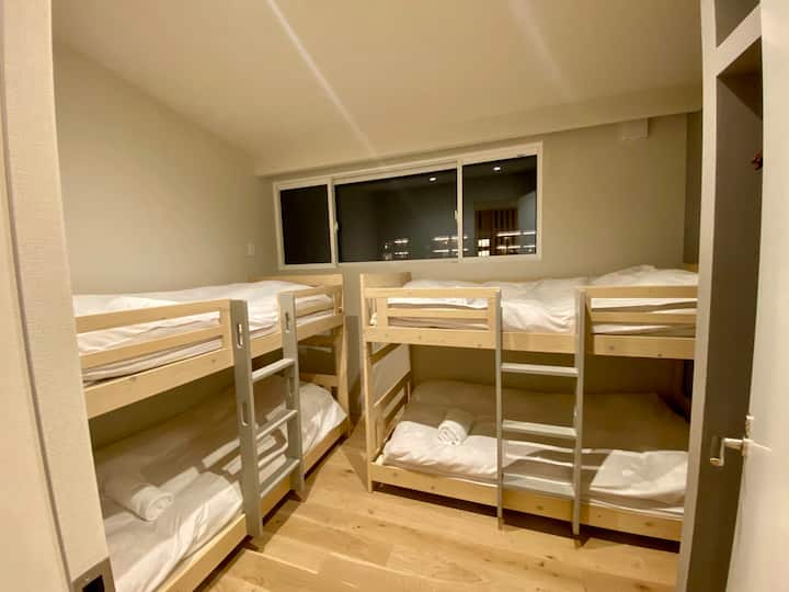 საძინებელი 4