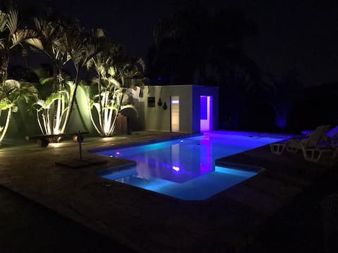 Anúncio popular: Cozy Farmhouse with heated pool! em Jarinu