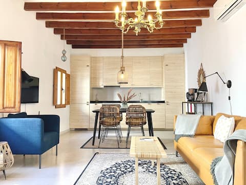 Popular Airbnb listing: Private terrace with views in the heart of Altea in Altea