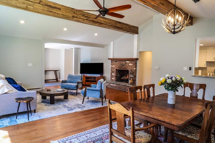 Nestledown:lakenaomi | Sup | Firepit |Close To Ski - Pocono Pines, PA