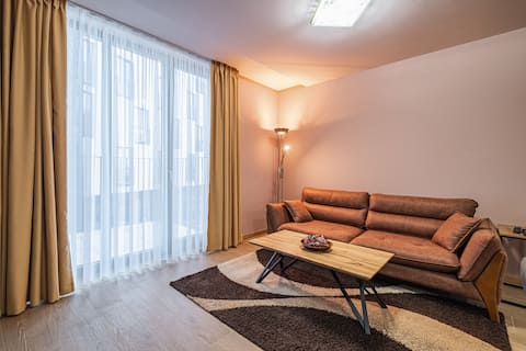 Top Airbnb: N.Vaptsarov Sea Garden Apt Varna in Приморски