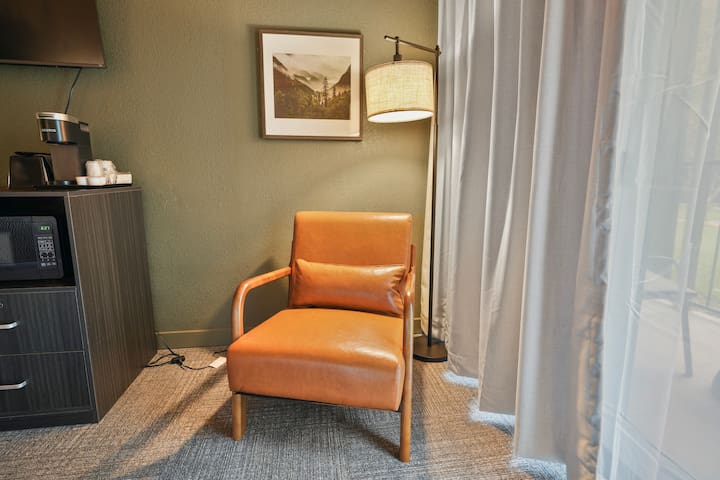 Tremont Lodge managed Airbnb listing 1