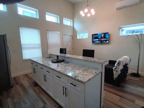 Successful Airbnb property: Atlanta's Cozy Kick Back & Relax in Peoplestown