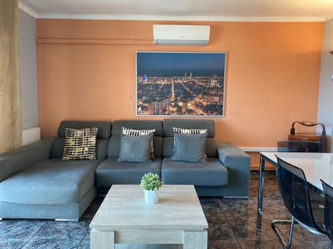 Anuncio de Airbnb popular: Beachfront apartment en Castelldefels