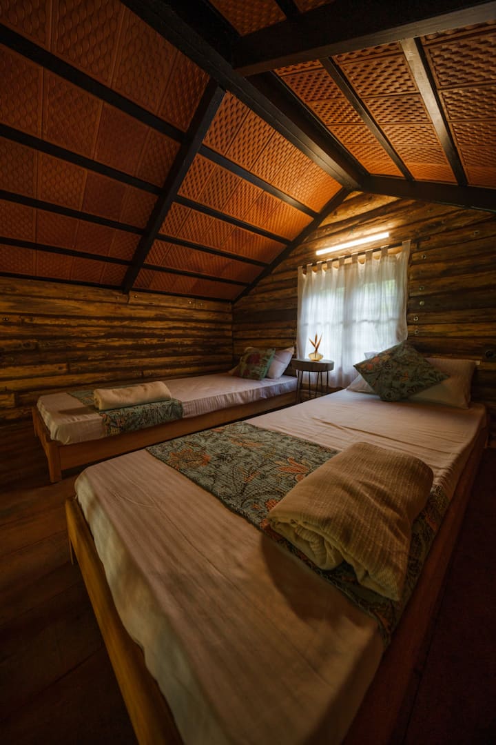 Log Cabin By The River - Idukki