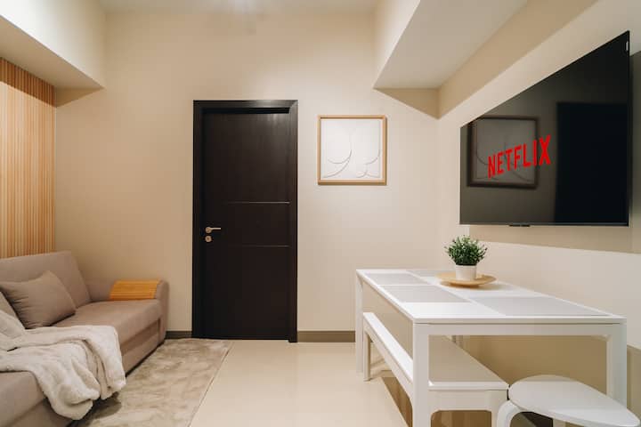 Cozy 1br 4 Pax W/ Washer @ Park Mckinley Bgc - Taguig