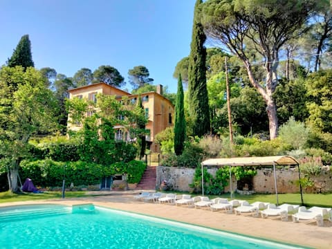 Spacious Bastide I Quiet I Pool I Park I Wifi