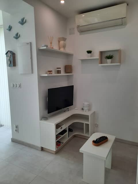 Annonce Airbnb populaire: Accommodation with garden one minute from the beach à Argelès Sur Mer