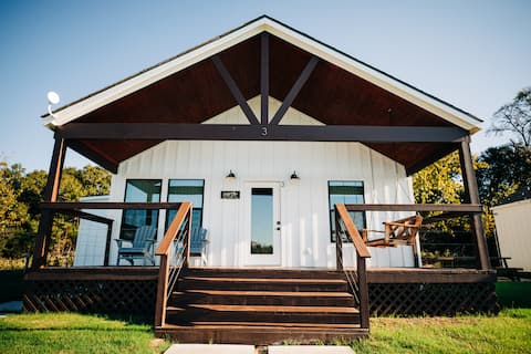1BR Beautiful Bungalow | Stunning Farm