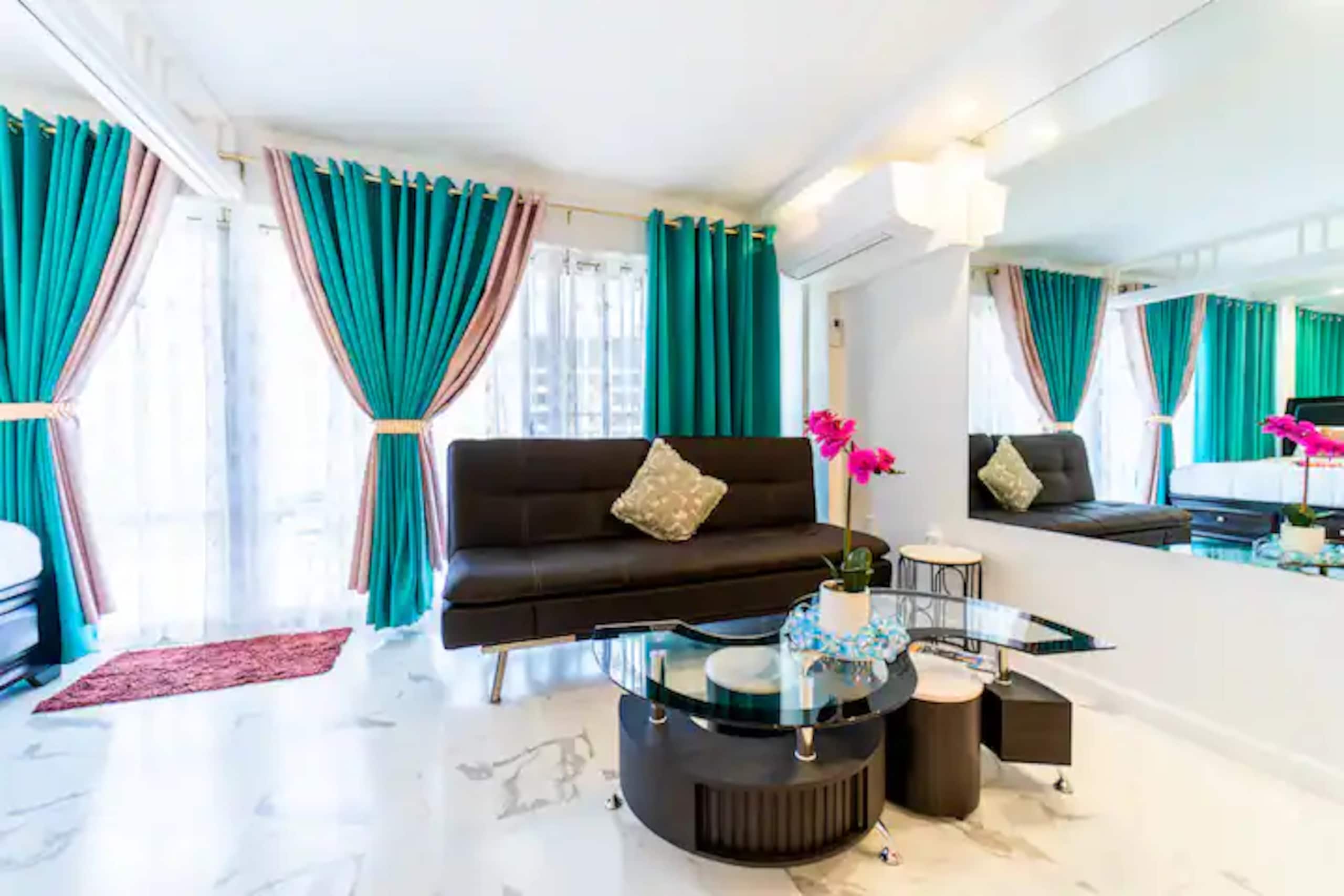 New Listing OceanView Ilikai Waikiki Resort Condo - Image 3