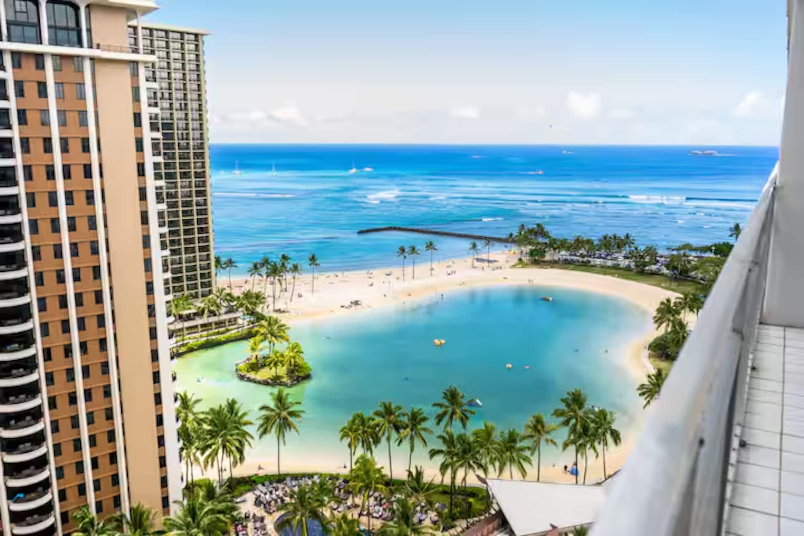 New Listing OceanView Ilikai Waikiki Resort Condo - Image 32