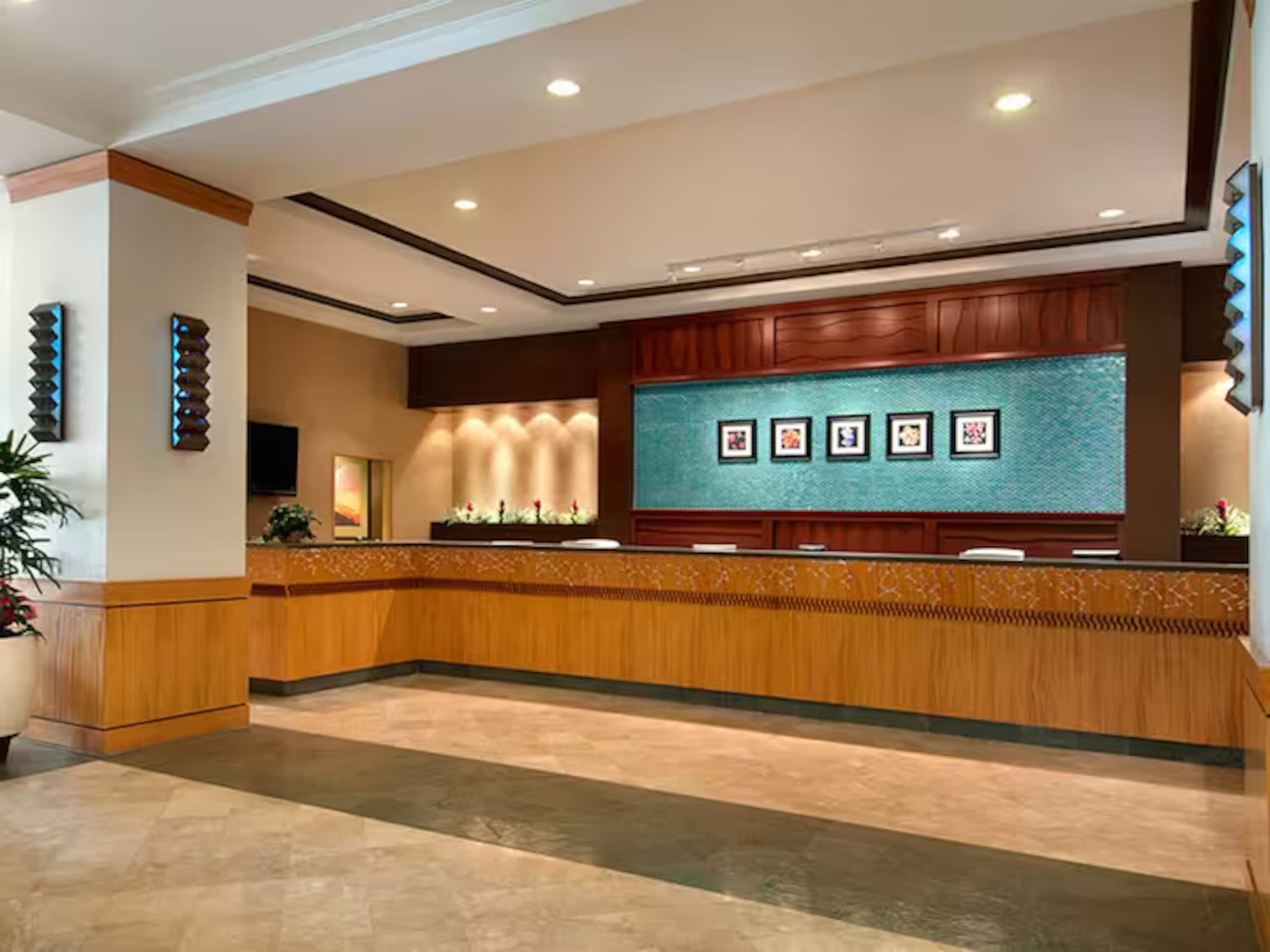 New Listing OceanView Ilikai Waikiki Resort Condo - Image 38