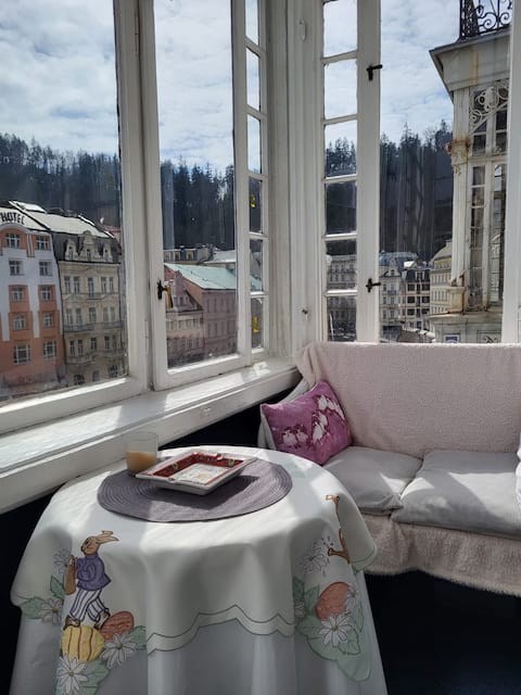Top Airbnb: Apartment am Theaterplatz in Karlovy Vary