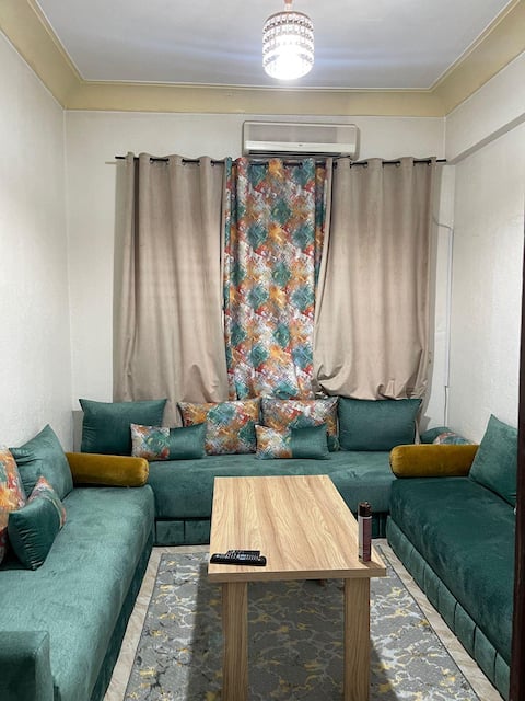 Popular Airbnb listing: Furnished apartment in Hamria, 2 bedrooms, living room in Meknès