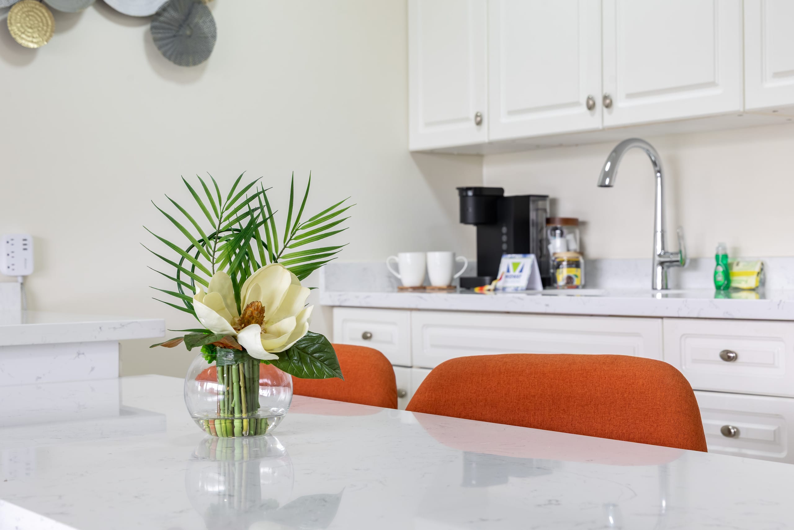 Condo in Honolulu · ★4.77 · 1 bedroom · 3 beds · 1 private bath - Image 24