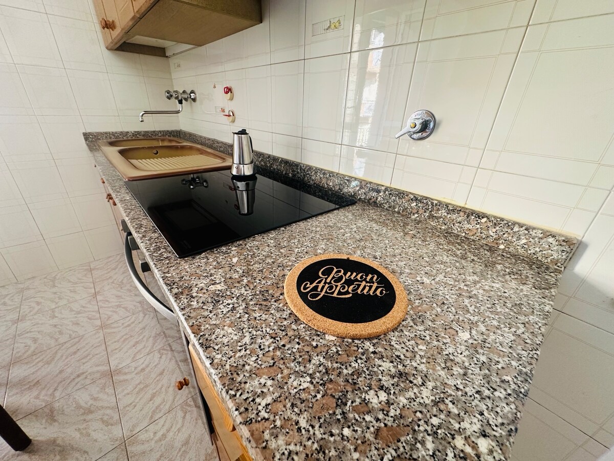 Top performing Airbnb: Red in the Evening in Pietra Ligure