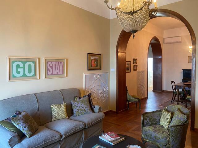 Caracciolo Seafront Charme Home gallery image 4