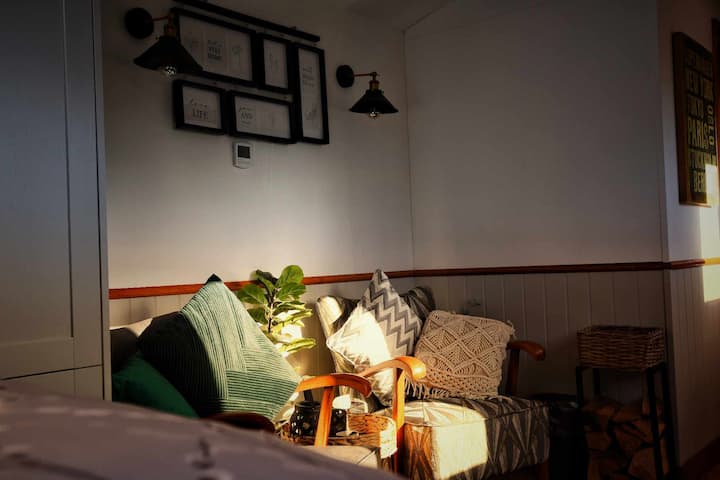 Luxurious Shepherds Hut - Seahouses
