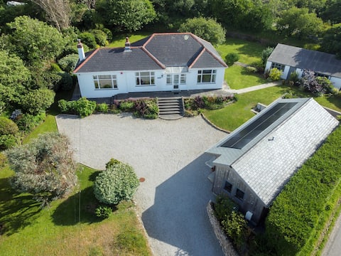 St Agnes | beautiful house & Cabin, great location