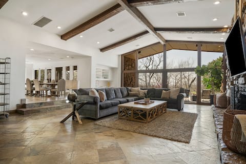 Grotto @ Southern Hills W/Pool & Hot Tub +Bunkroom